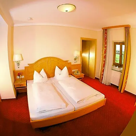 Messerschmied 3* Rottau